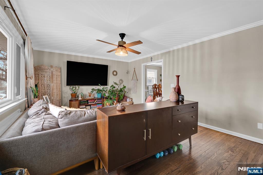 322 Broughton Avenue