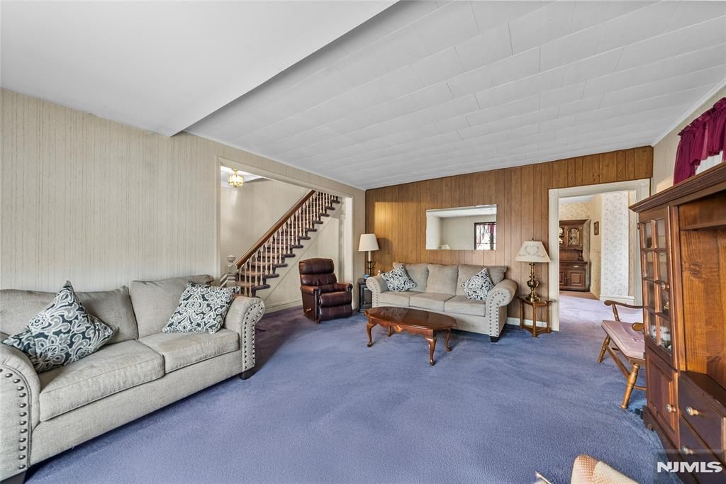 Photo of 510 Passaic Avenue, West Caldwell, NJ 07006 (MLS # 25043018)