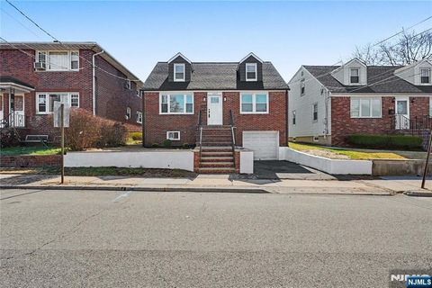 Photo of 127 Albert Street, North Arlington, NJ 07031 (MLS # 26007778)