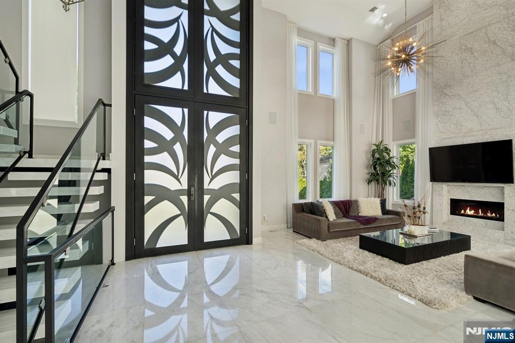44 Floral Terrace