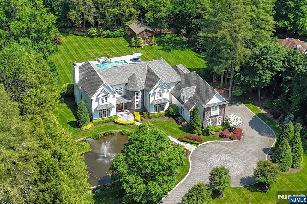 188 E Saddle River Road