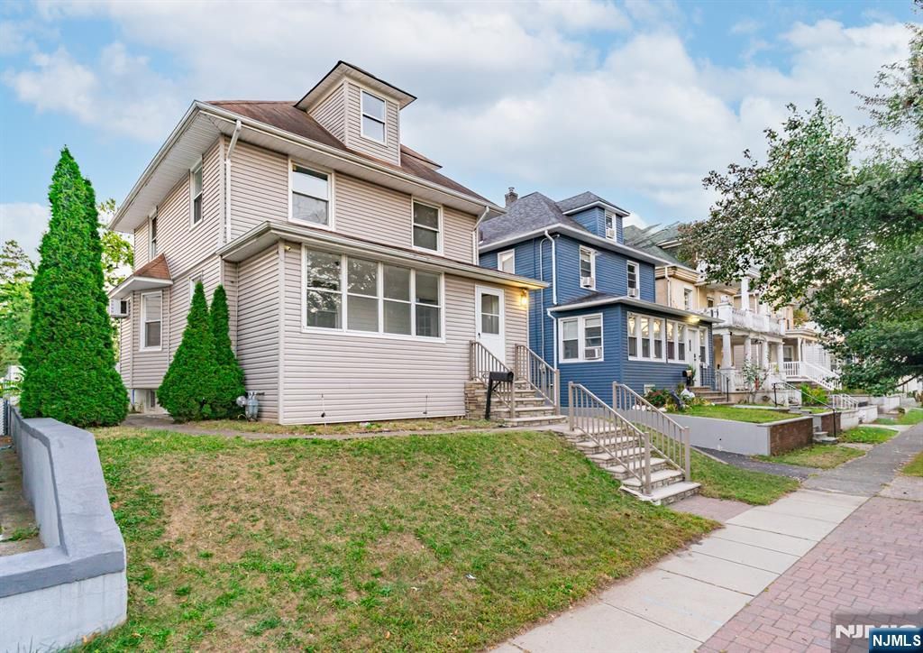 Photo of 157 Demott Avenue, Clifton, NJ 07011 (MLS # 25035973)