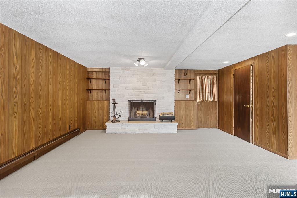 407 Van Luyn Terrace