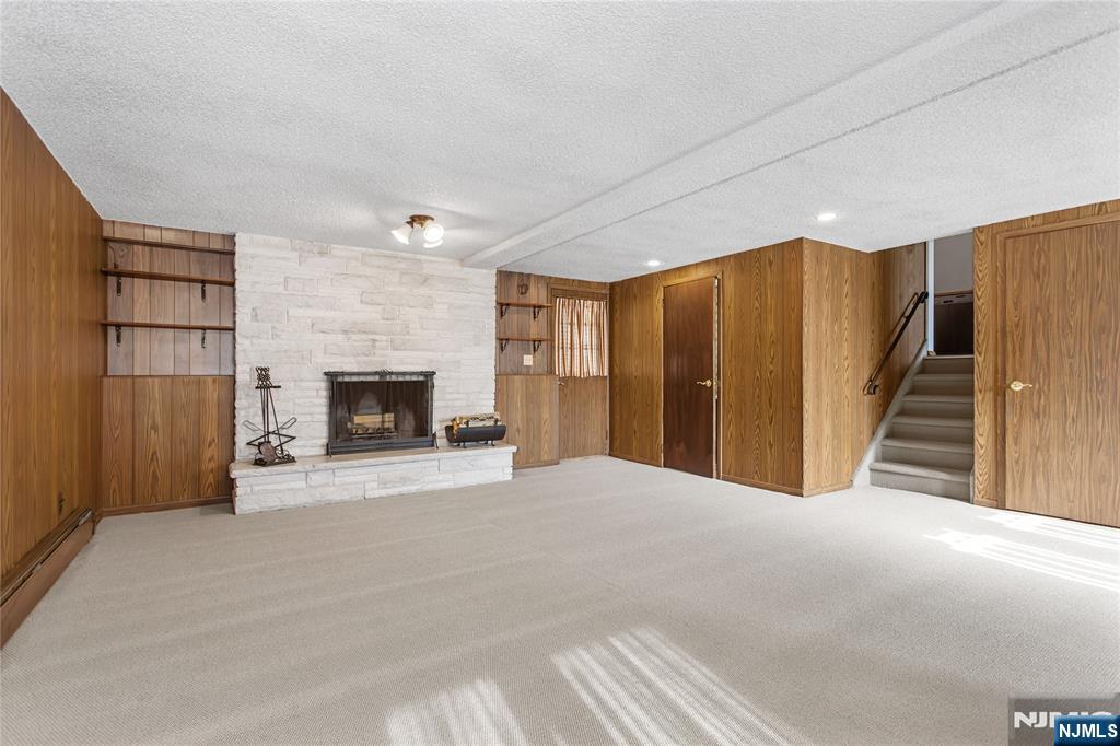 407 Van Luyn Terrace