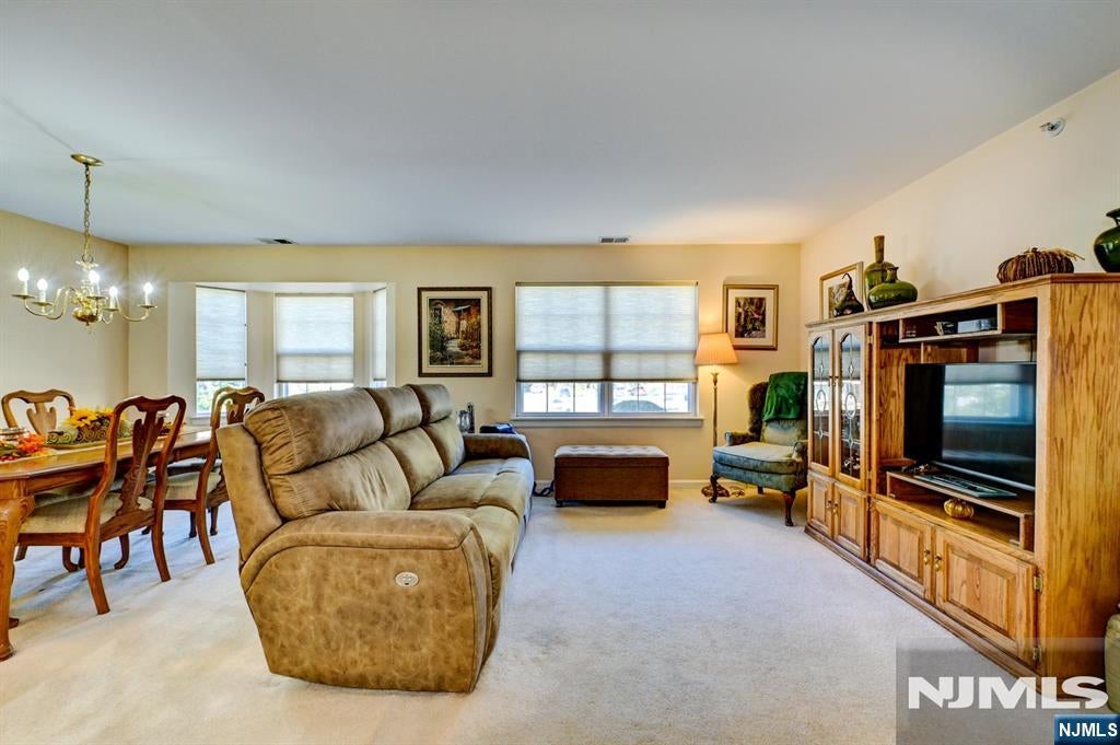 30 Mountainview Court 30