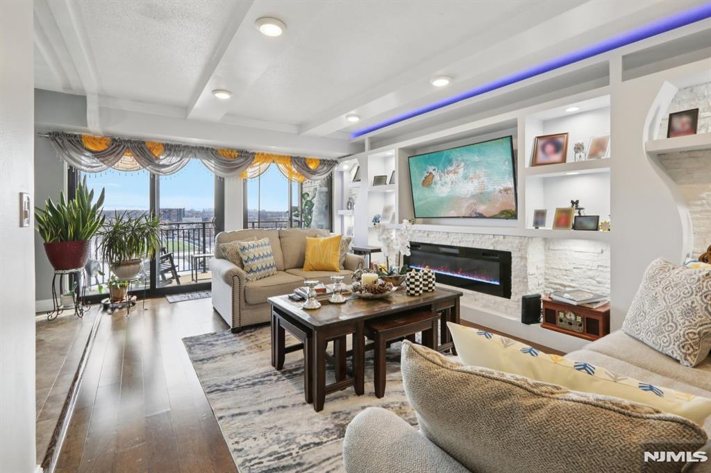 150 Overlook Avenue 7F