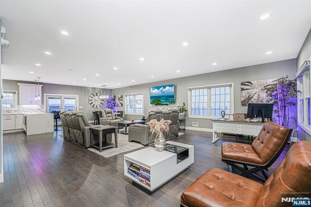 Photo of 171 Pleasant Avenue, Englewood, NJ 07631 (MLS # 26010109)