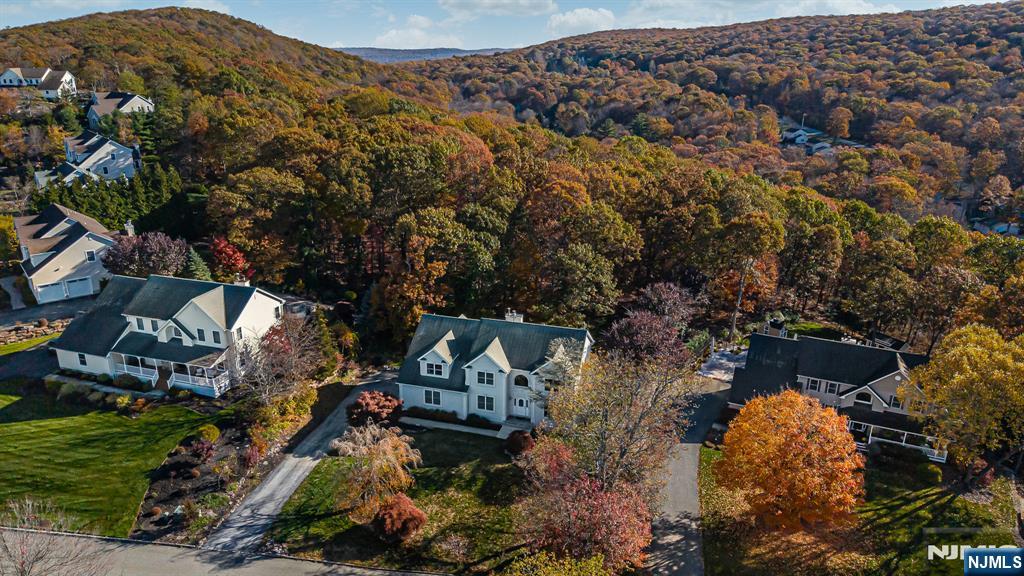 14 Stone Cliff Terrace