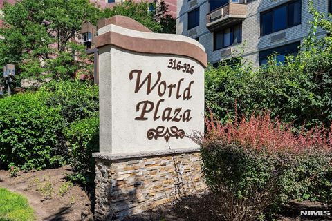 Photo of 326 Prospect Avenue #5G, Hackensack, NJ 07601 (MLS # 26021661)