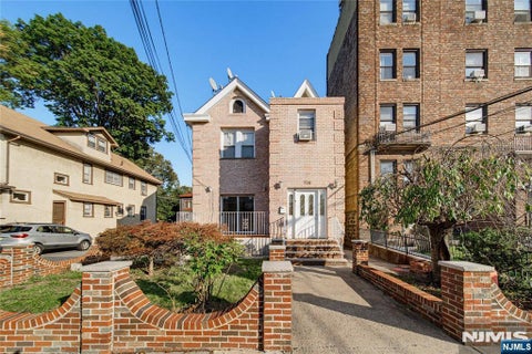 Photo of 796 Anderson Avenue, Cliffside Park, NJ 07010 (MLS # 26037474)