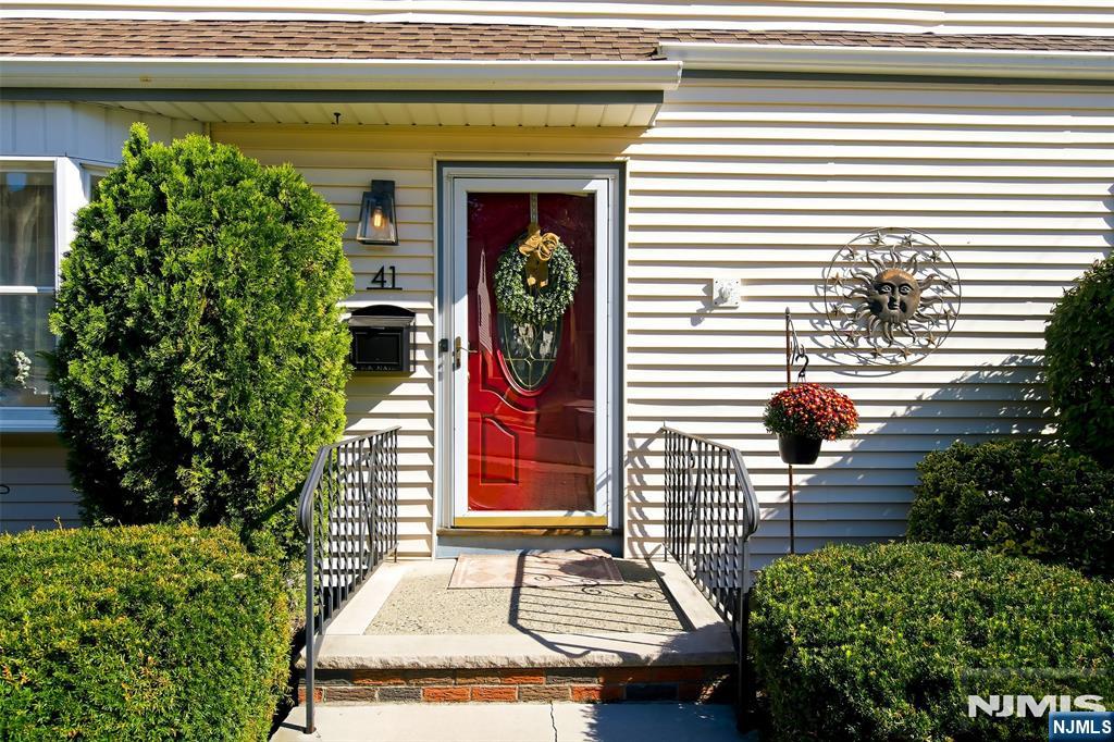 41 Woodland Avenue