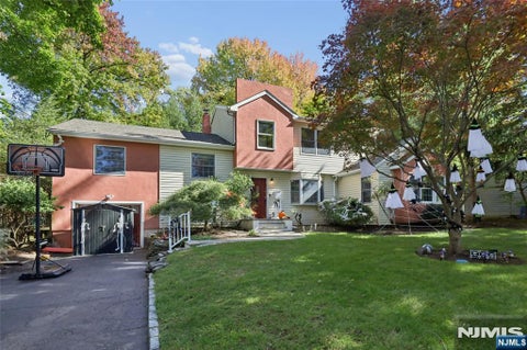 Photo of 442 11th St, Cresskill, NJ 07626 (MLS # 26039777)