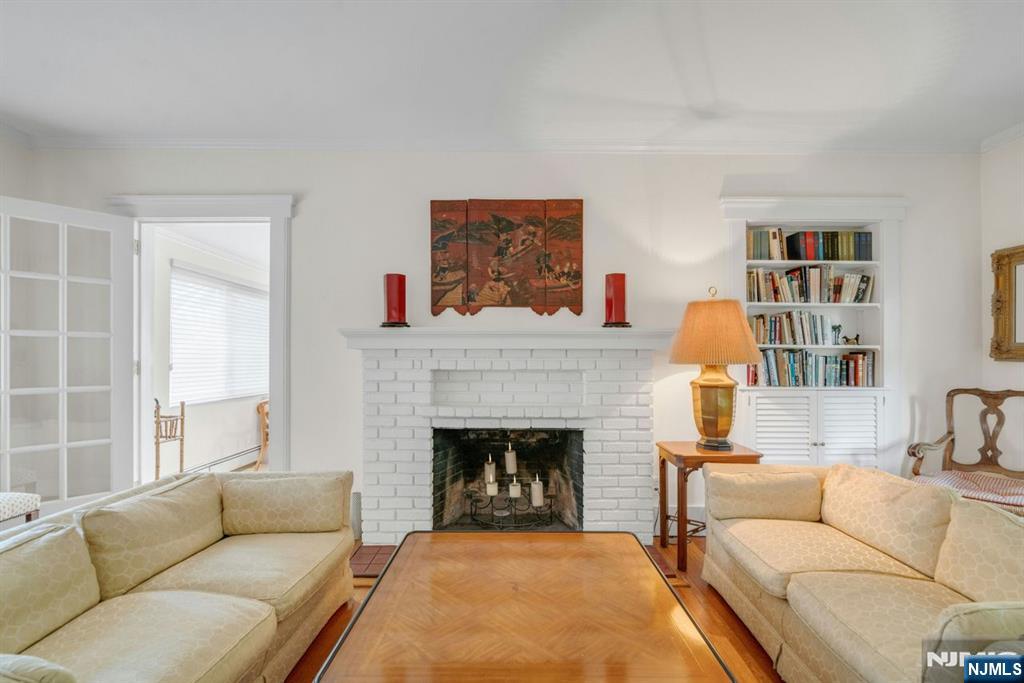 21 Richmond Avenue