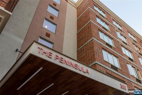 3109 City Place Edgewater NJ 07020