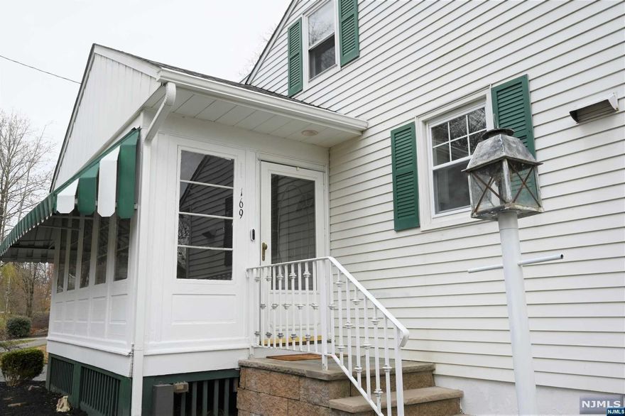 BEAUTIFULLY MAINTAINED AND RECENTLY UPDATED CAPE COD ON A ONE OF A KIND CORNER LOT SURROUNDED BY SCENIC GOFFLE BROOK PARK. 3/4 BEDROOM, 2 BATH HOME IS UNIQUE. STEPS AWAY FROM WALKING, BIKING, SHOPPING ETC. GLEAMING HARDWOOD FLOORS THROUGHOUT. NEWLY PAINTED, NEW ROOF,HOT WATER HEATER,DISHWASHER,AND REVERSE OSMOSIS WATER SYSTEM.FINISHED BONUS ROOM IN BASEMENT COMPLIMENTED BY FULL BATH WITH RADIANT HEAT,JACUZZI,STEAM SHOWER. VERY SPACIOUS LIVING ROOM,DINING ROOM, AND EAT IN KITCHEN,NEWLY UPDATED FULL BATH. OTHER AMENITIES IS FENCED IN REAR YARD, FULL PAVER DRIVEWAY, WALKWAYS AND PATIO.WALKING DISTANCE TO DOWNTOWN HAWTHORNE,AND TRANSPORTATION TO AND FROM NYC. COME AND VISIT AND MAKE THIS YOUR HOME.