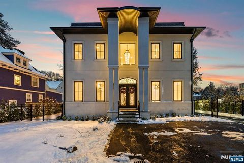 Photo of 472 High St, Closter, NJ 07624 (MLS # 25044011)