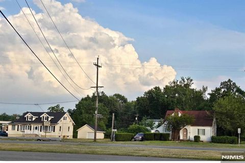 Photo of 584588 US Highway 46, Fairfield, NJ 07004 (MLS # 25042687)