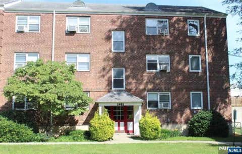 Photo of 1481 Terrace CIR #5, Teaneck, NJ 07666 (MLS # 26022436)