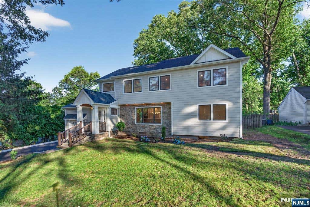 Photo of 2 Garden Court, Ho-Ho-Kus, NJ 07423 (MLS # 26023376)