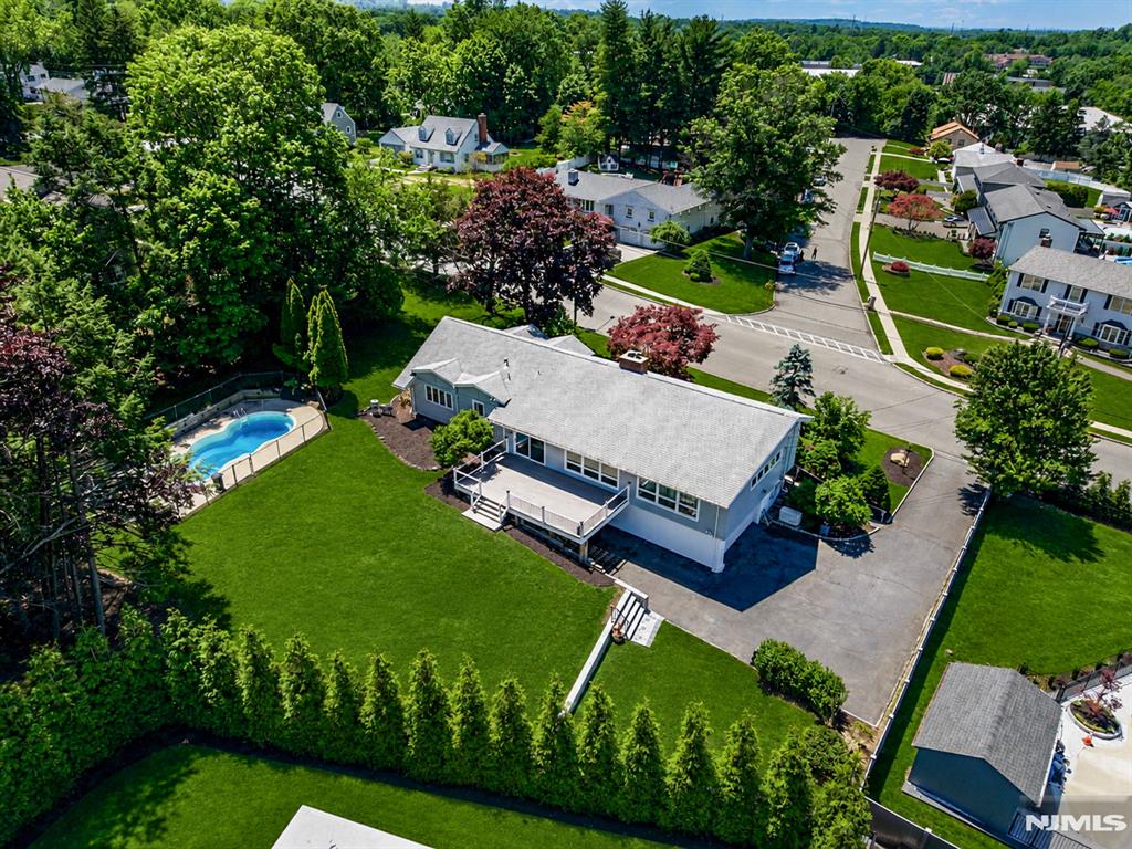 128 Beverly Road