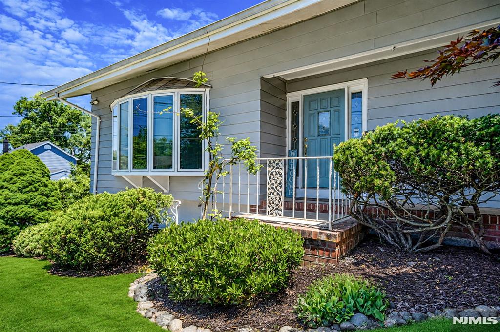 128 Beverly Road