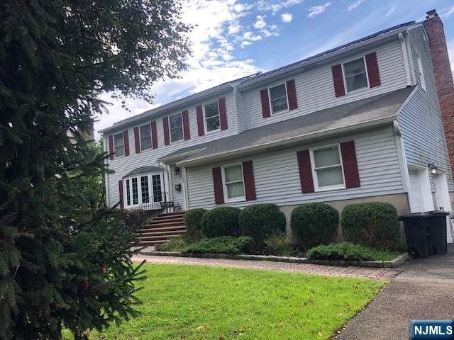 129 Knickerbocker Road