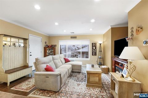 623 Schuyler 302 Lyndhurst NJ 07071