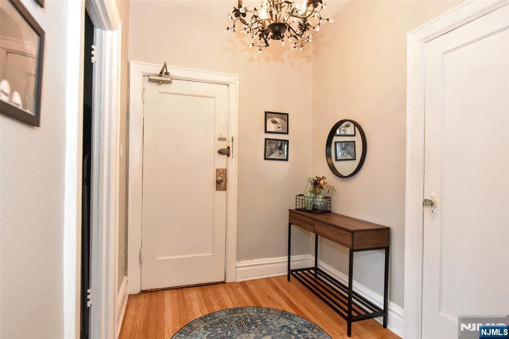 303 Hamilton Place C1