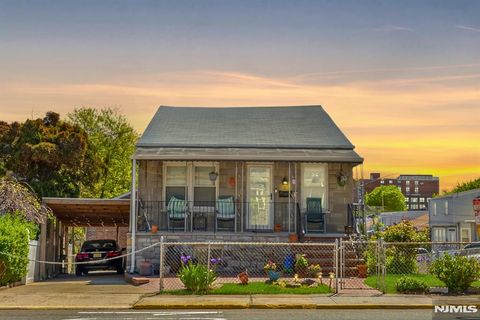 9040 Palisade Avenue North Bergen NJ 07047