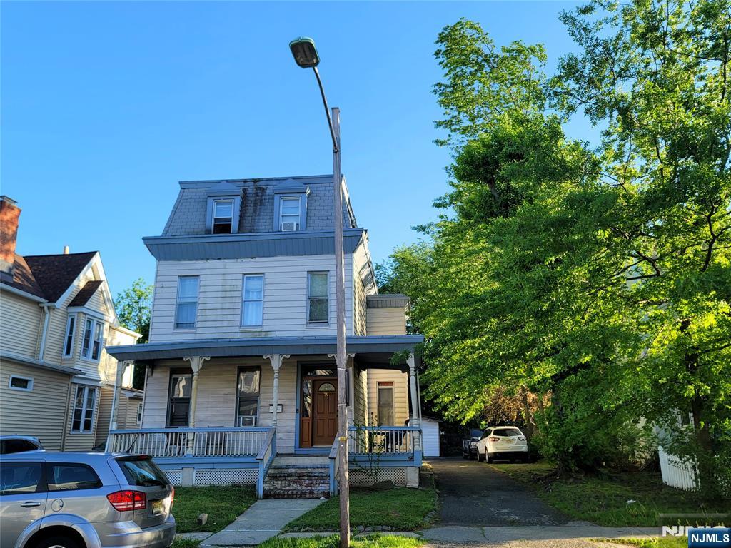 Property for Sale at 79 Norman Street, East Orange, New Jersey - Bedrooms: 7 
Bathrooms: 3 
Rooms: 14  - $615,000