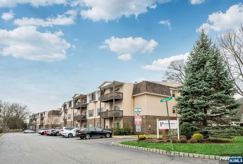 112 Cannella Way Riverdale Borough NJ 07457