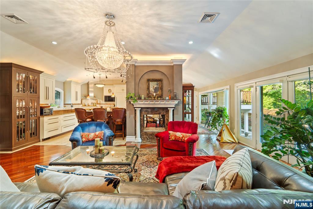 198 Pascack Road