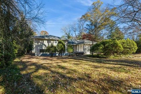 Photo of 104 High Street, Closter, NJ 07624 (MLS # 26002711)