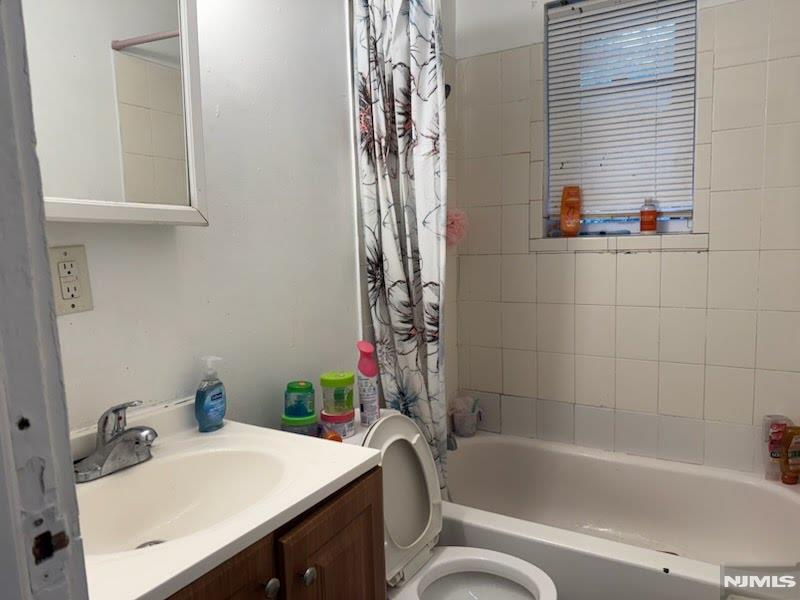 132 Grove Street 1st Floor