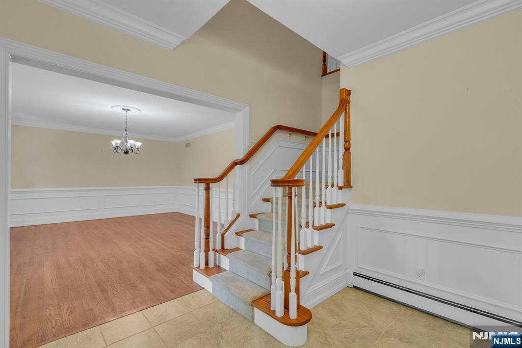 83 Chestnut Ridge Road
