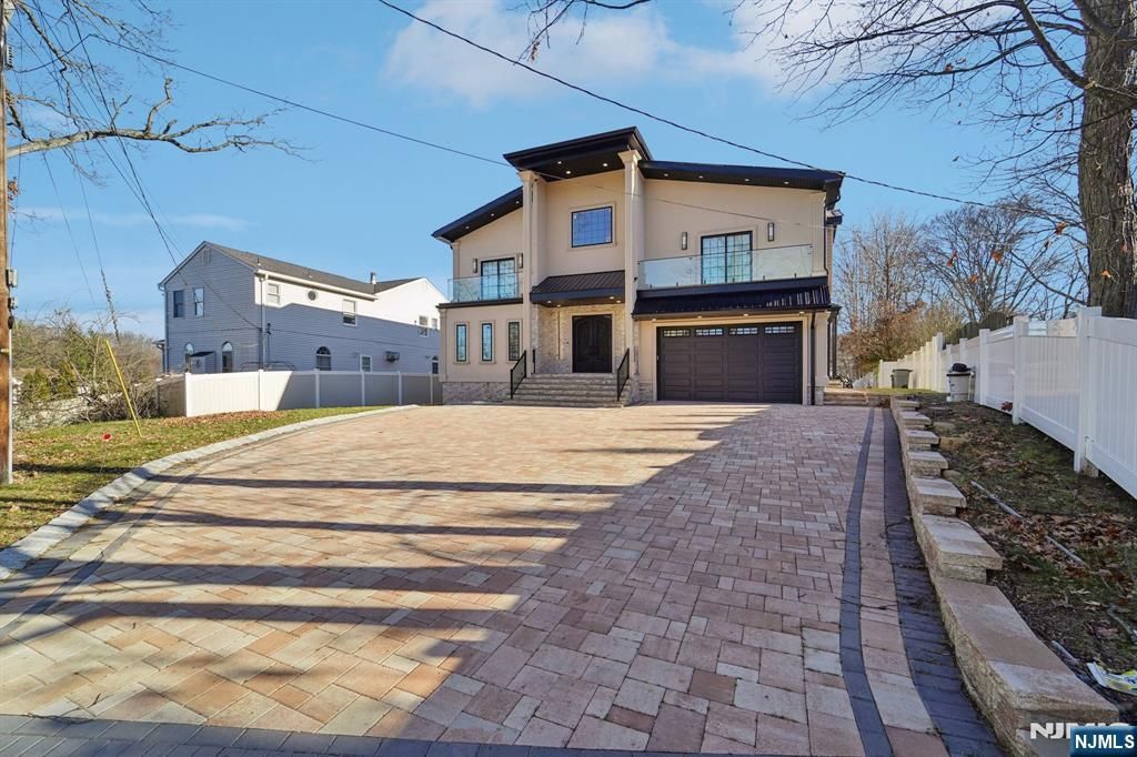 Photo of 24 Holmes Lane, Wayne, NJ 07470 (MLS # 26000477)