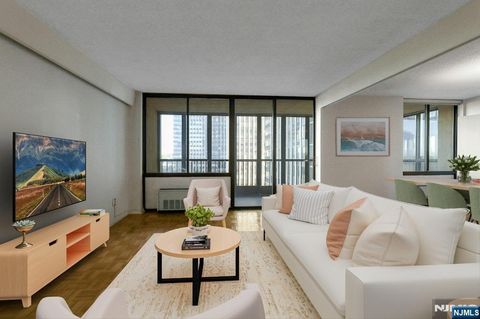 Photo of 200 Winston Drive #421, Cliffside Park, NJ 07010 (MLS # 25030860)