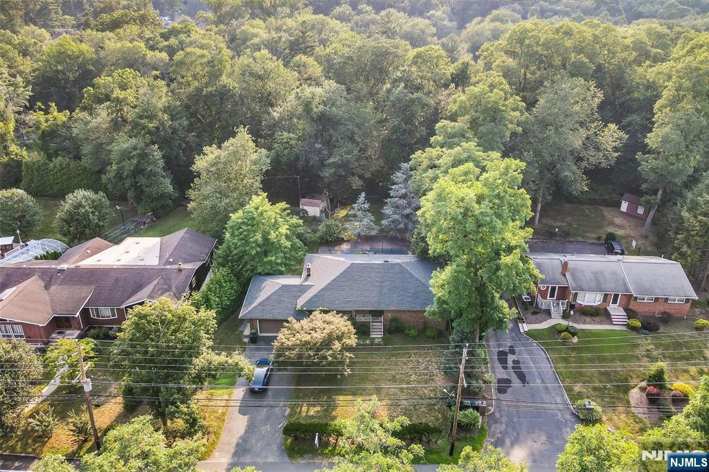 341 Paramus Road