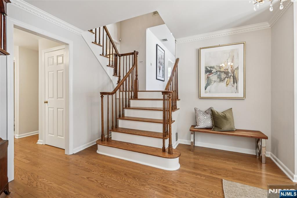 369 W Saddle River Road