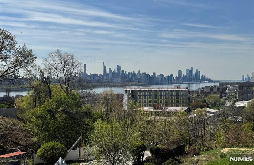 A once-in-a generation opportunity has arrived. Never before offered is this 4-bedroom home situated on a flat, half-acre property set high on a quiet bluff. Take advantage of breathtaking panoramic east and south views of the Manhattan skyline and Hudson River. Create an expansive home with a true backyard oasis for family living or lavish entertaining â€“ plenty of room for a variety of outdoor amenities with lush surroundings for great privacy. This is a rare opportunity to create a truly spectacular home in one of Bergen Countyâ€™s most desirable locations. Conveniently located 4 miles from the GWB and 5 miles from the Lincoln Tunnel.
