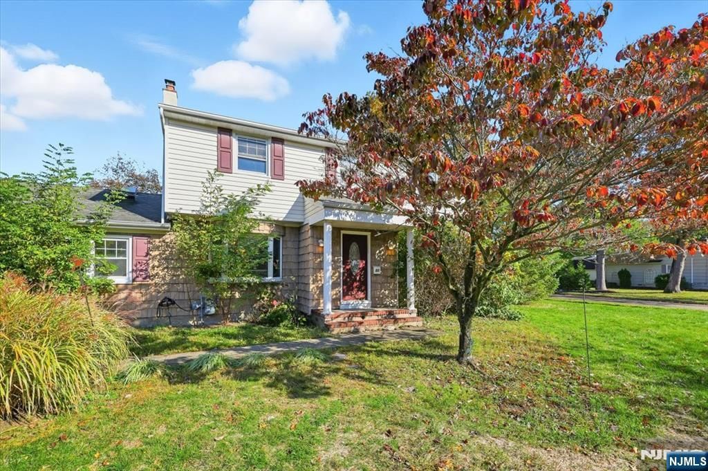 Photo of 51 Harmer Terrace, Wayne, NJ 07470 (MLS # 25037926)