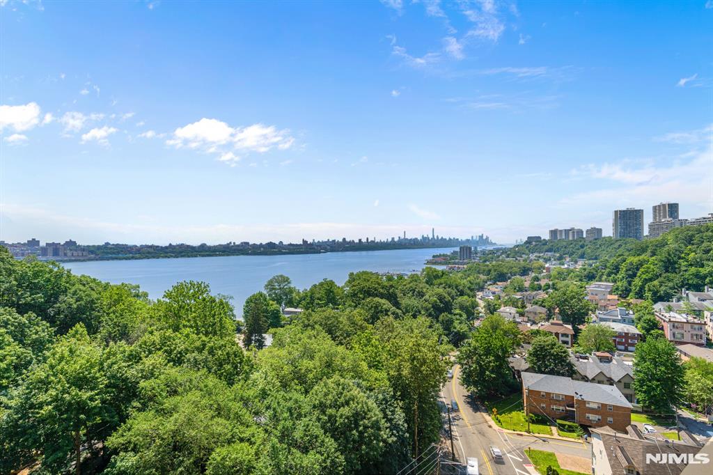 100 Old Palisade Road 3013