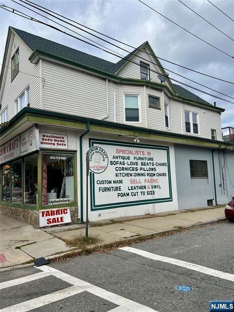 285 Lakeview Avenue Clifton NJ 07011