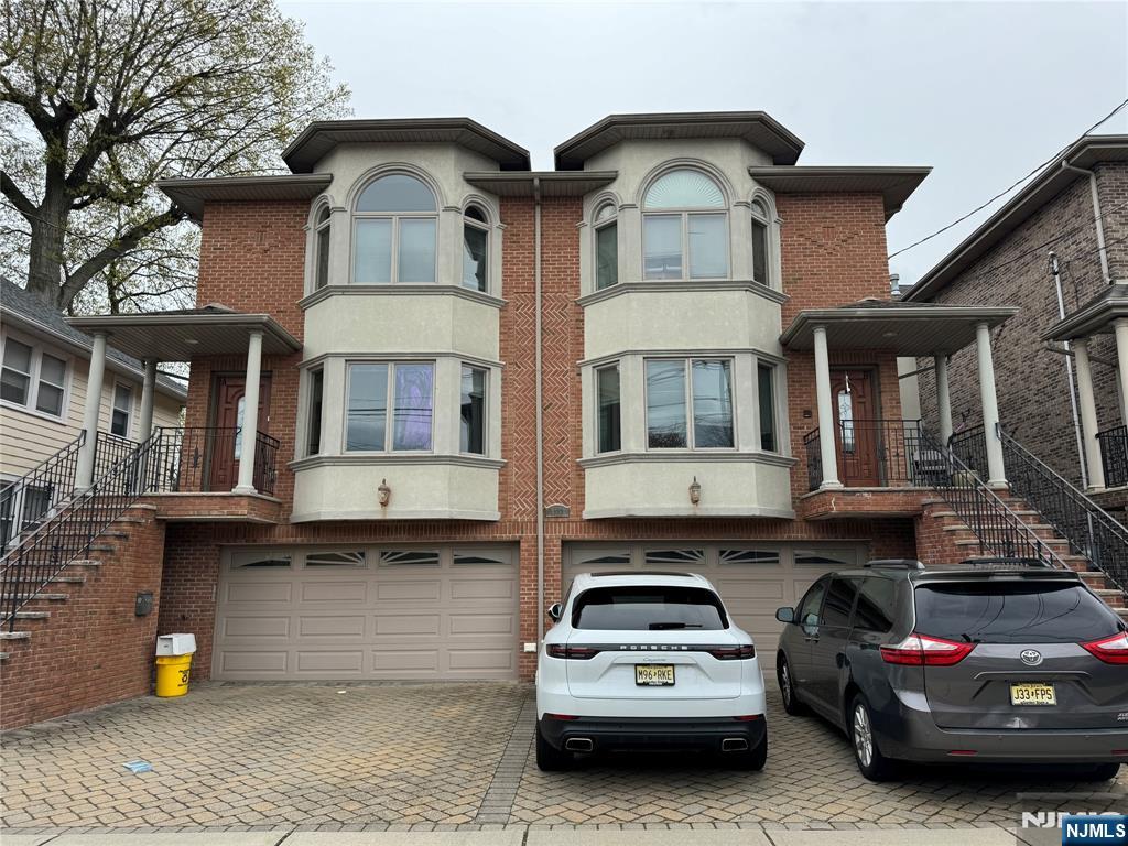 Rental Property at 422 2nd St, Palisades Park, New Jersey - Bedrooms: 3 
Bathrooms: 4 
Rooms: 9  - $5,200 MO.
