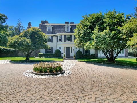 284 E Palisade Avenue Englewood NJ 07631