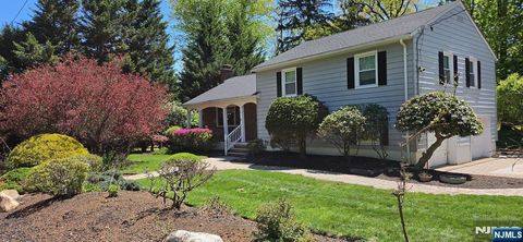 Photo of 12 Madison Ave, Haworth, NJ 07641 (MLS # 26015125)