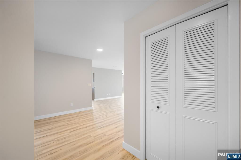 160 Overlook Avenue 3A