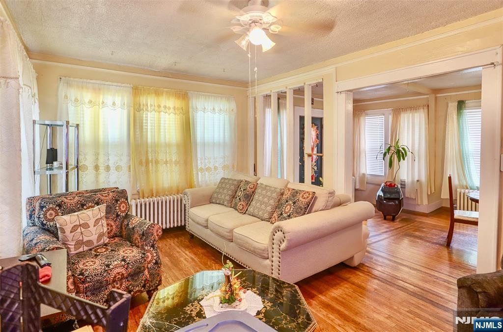 10-12 Medbourne Avenue