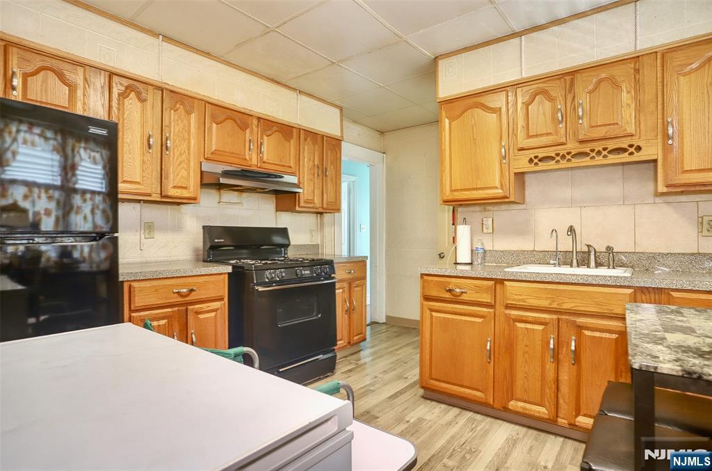 10-12 Medbourne Avenue
