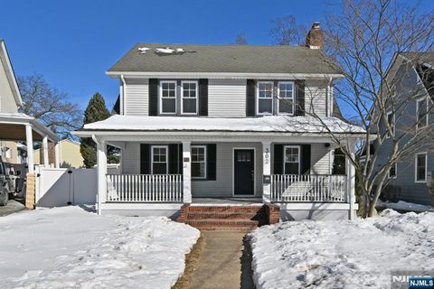 302 Washington Avenue Westwood NJ 07675